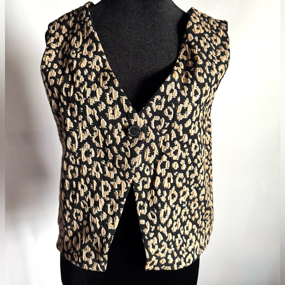 NWT Anthropologie Vest Size 10